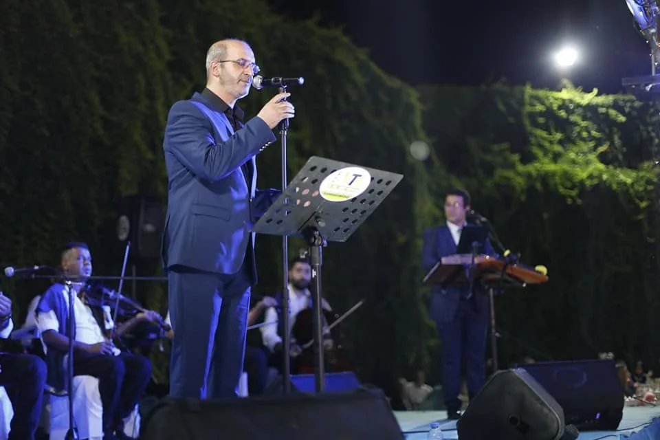 Grup Semavi Sahne Performansı